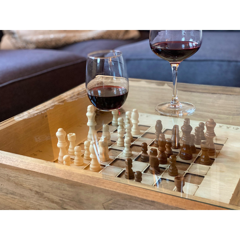 Table rustique d'échecs et de dames avec plateau en verre amovible