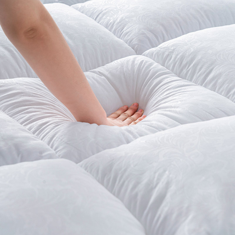 Surmatelas en duvet synthétique moelleux Lachapelle, Grand
