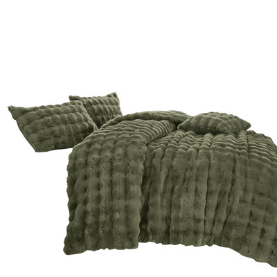 Green 4 Pieces Bubble Faux Fur Comforter Set – Plush Textured Polyester Bedding With Soft Faux Fur Design