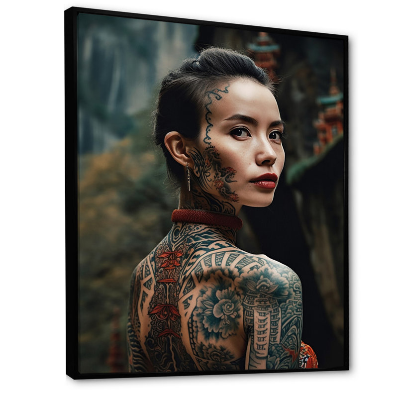 Femme tribale chinoise natale I, H 40 po x l 30 po x P 1,5 po, Cadre flottant noir