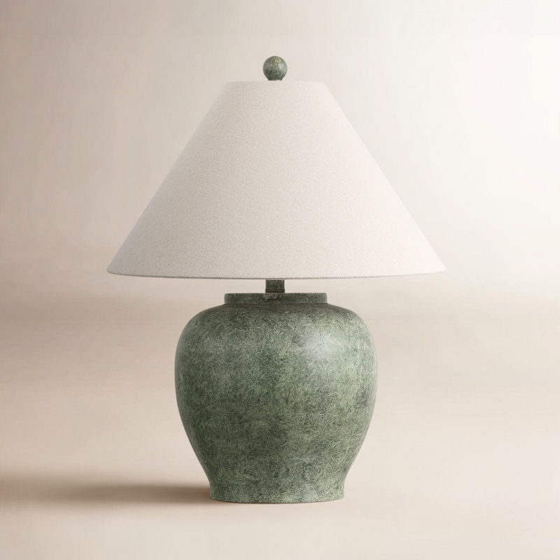 Deidrian 22 Inch Antique Resin Table Lamp