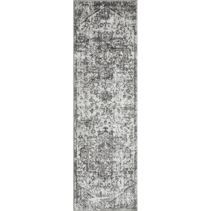 Ariez Oriental Indoor Rug, Runner 2' x 6'7"