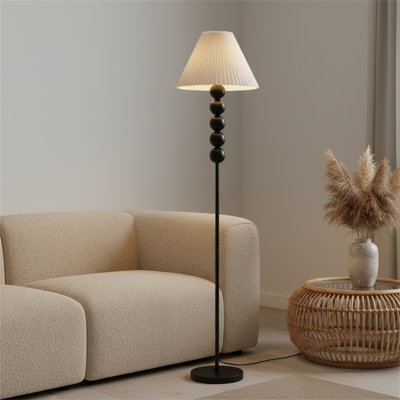 Grande lampe sur pied en bois de 65 pouces avec abat-jour plissé, idéale pour les salons et les chambres à coucher.