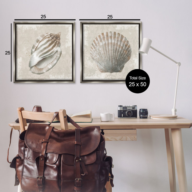 Seashells over Subtle Damask, ensemble de 2 toiles flottantes encadrées, design par Conrad Knutsen, H 25 po x l 25 po