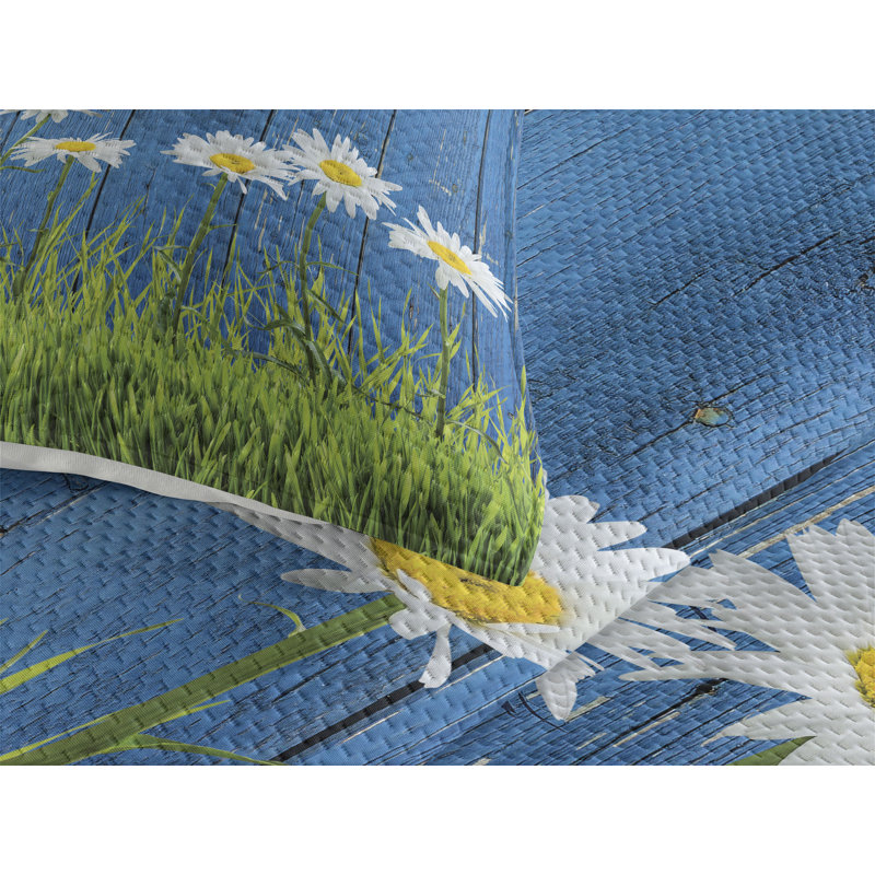 Flower Farmhouse / Country Polyester Coverlet, King Bedspread + 2 Shams