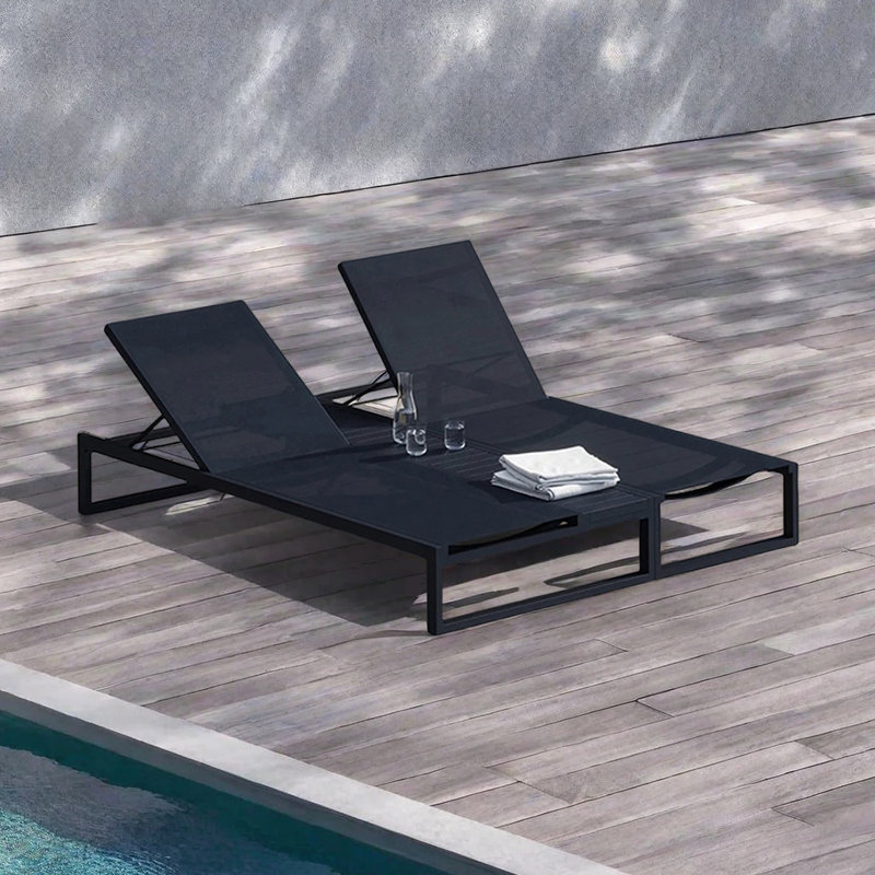 Petranka, Black