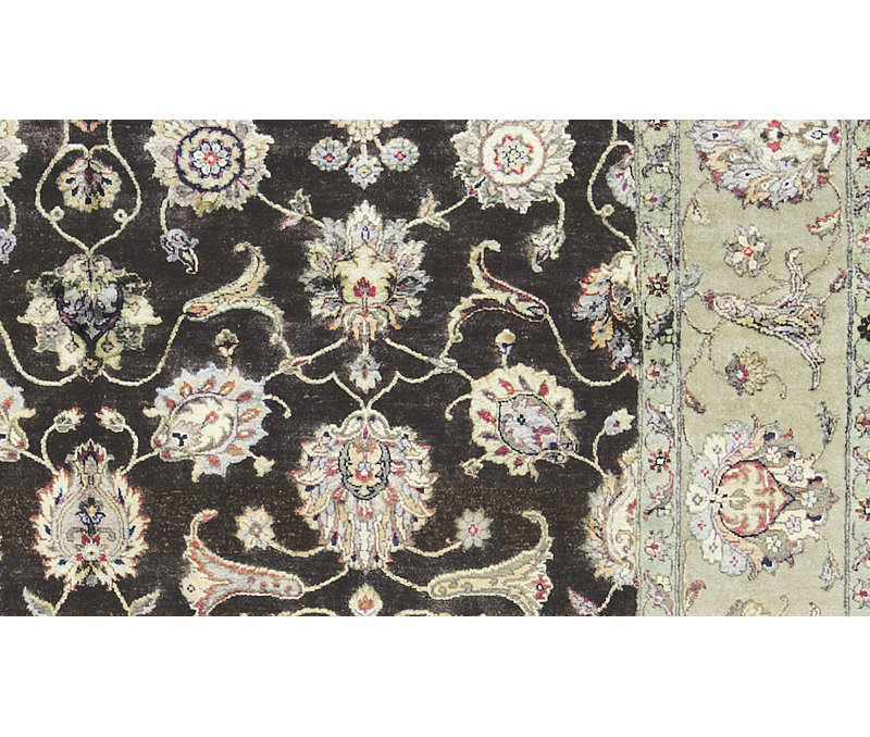 Tapis brun et crème noué à la main de haute qualité