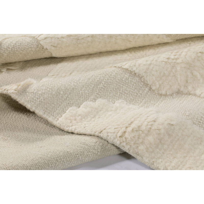 Mayan Wool Geometric Area Rug in Ivory/Beige, Rectangle 2' x 3'