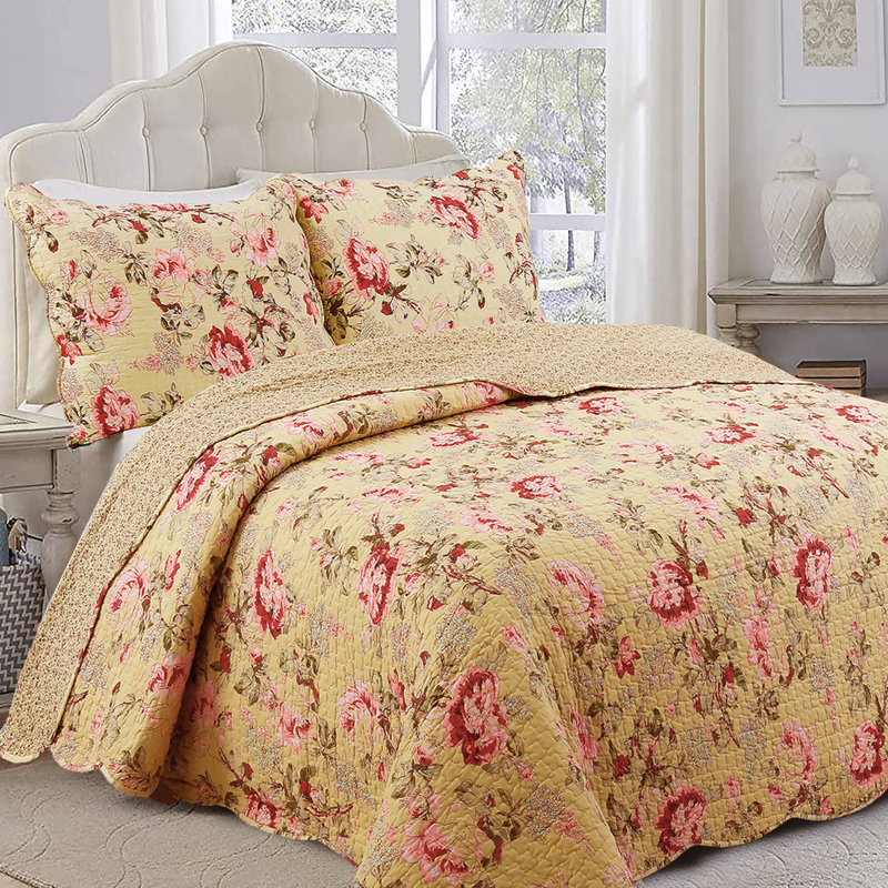 Modern & Contemporary Cotton Floral Quilt, Queen Quilt + 2 Standard Shams