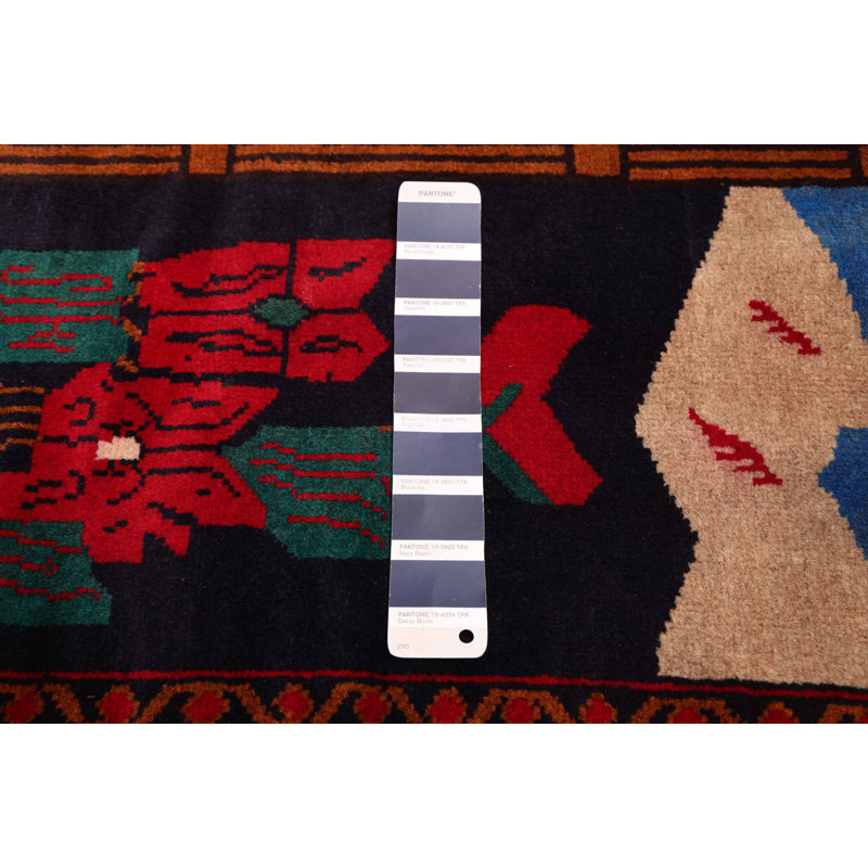 Tapis bleu marine Teimani 3 pi 7 po x 6 pi 4 po