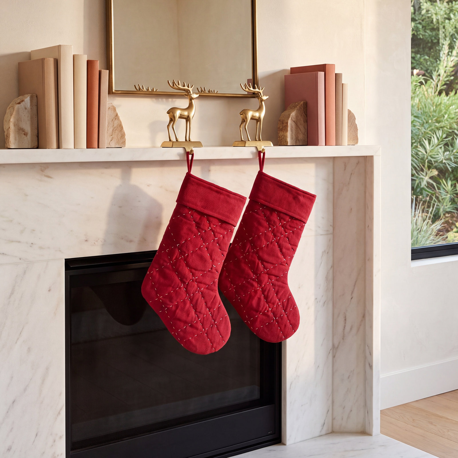 Stocking, Red