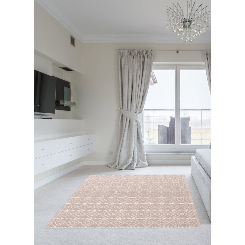 Suelyn Wool Geometric Indoor Rug