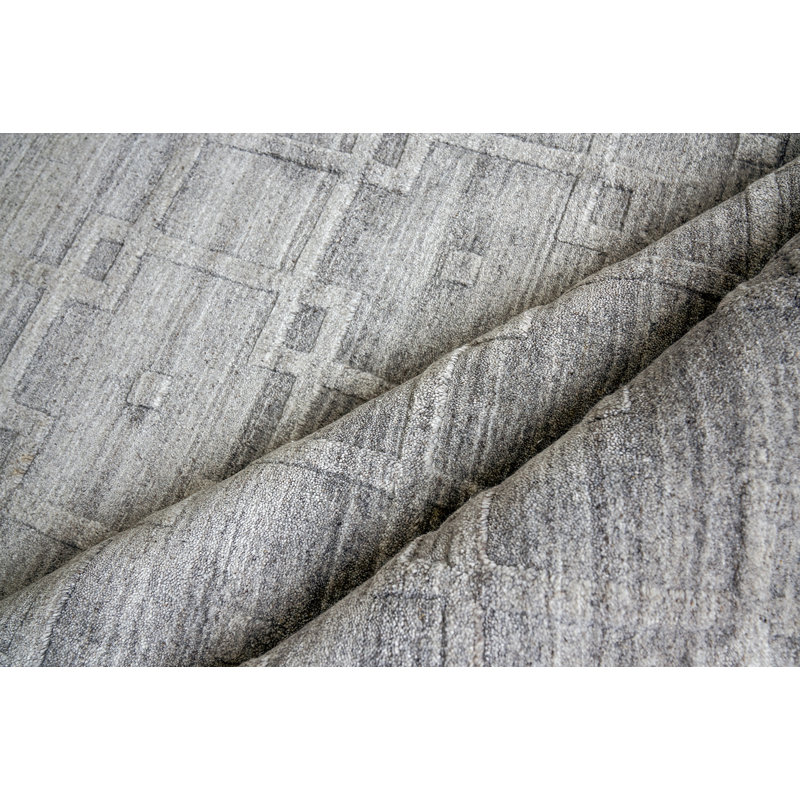 Castelli Geometric Area Rug in Gray, Rectangle 6' x 9'