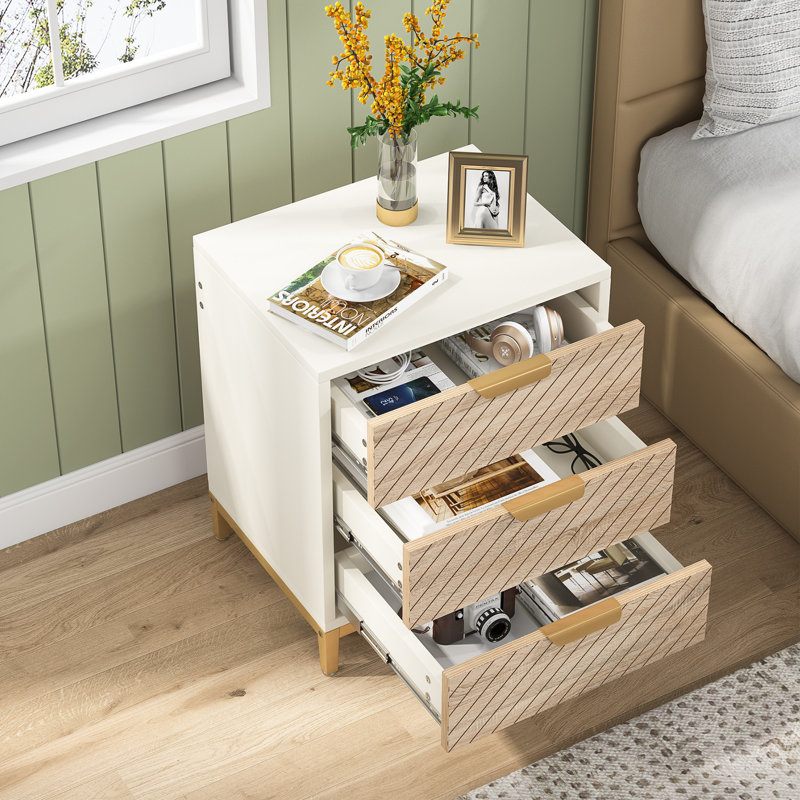 Emily-Kate 3 - Drawer Nightstand in White