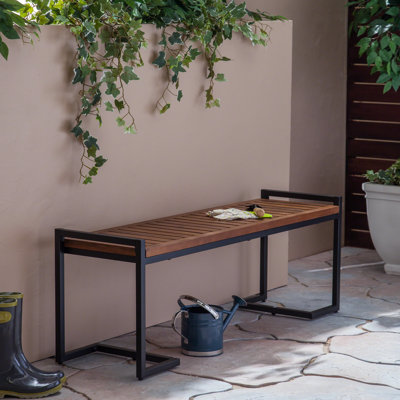 Banc en bois et en fer - sièges faux