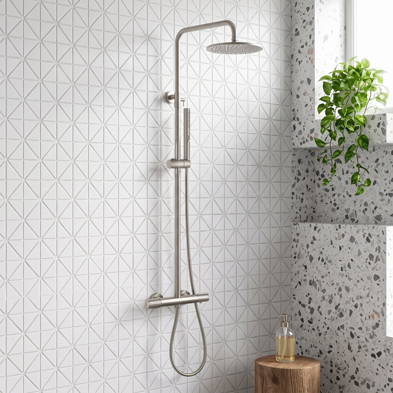 Système de douche thermostatique mural à trois fonctions en laiton massif avec pommes de douche à main et bec de lavage des pieds