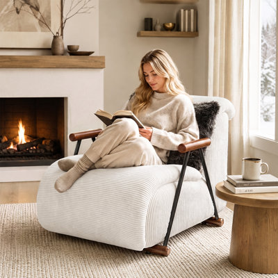 Fauteuil d'appoint vintage en velours côtelé avec accoudoirs en chêne massif, structure triangulaire en métal et coussin amovible, fauteuil lounge compressé sous vide pour salon ou chambre, blanc nuit
