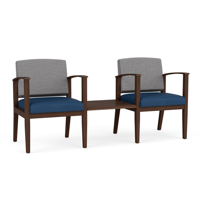 Structure en bois tandem 2 places avec table centrale Amherst, Noyer Riftwood, Chambray gris / Patriot Plus Blue Ridge