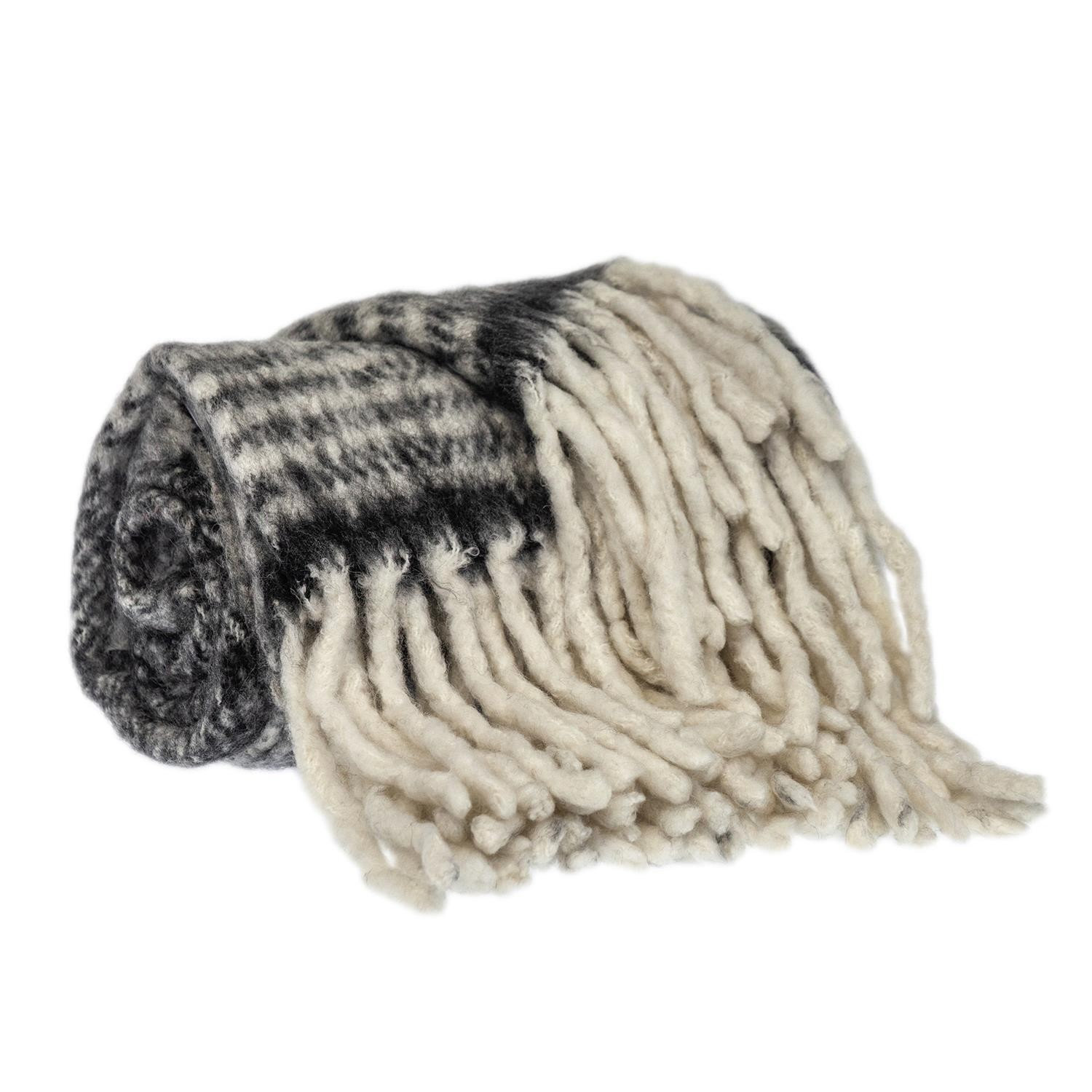 Ixia Throw Blanket, Black