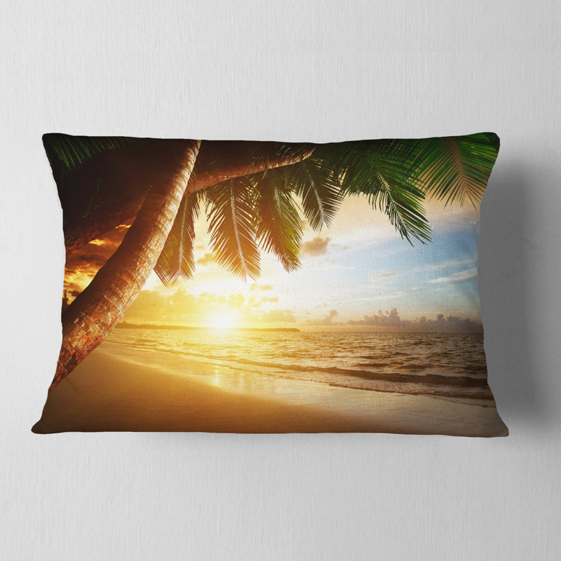 Coussin lombaire de mer sous palmier
