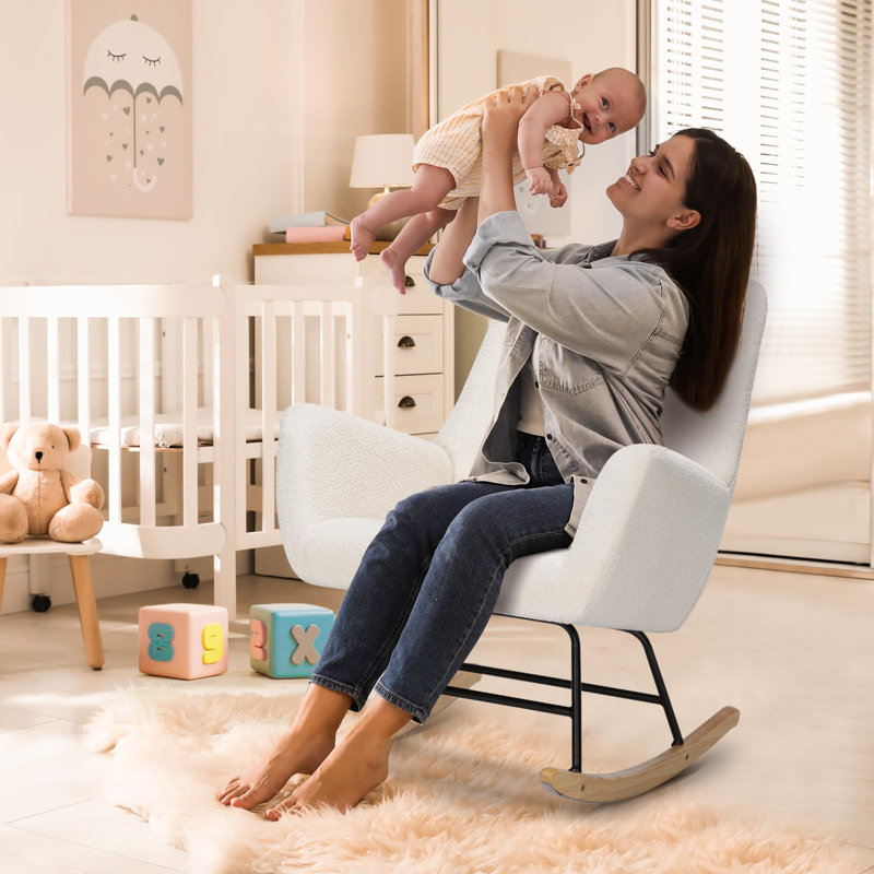 Petit fauteuil berçant Lachlainn