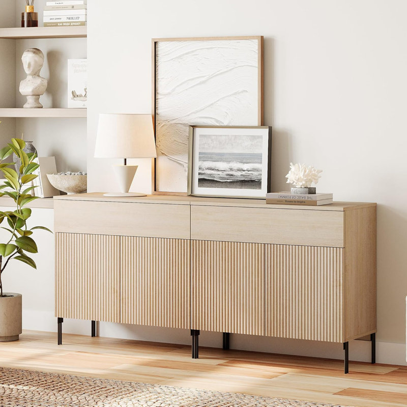 Grande armoire de 63 po, conception cannelée 2 en 1 - Buffet de rangement spacieux à 4 portes pour la cuisine, la salle à manger ou le salon - Bar à café en bois et armoire à vin