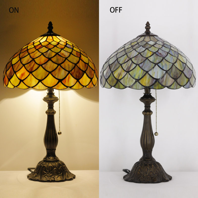 Lampe de table en verre teinté Tiffany