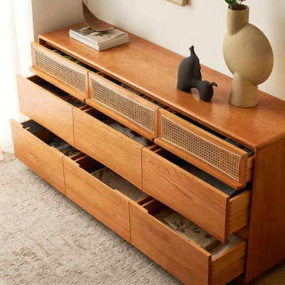 Ground Woven Rounded Buffet Table