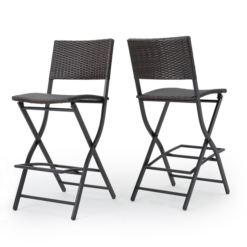 Chaise pliante en osier pour l'extérieur