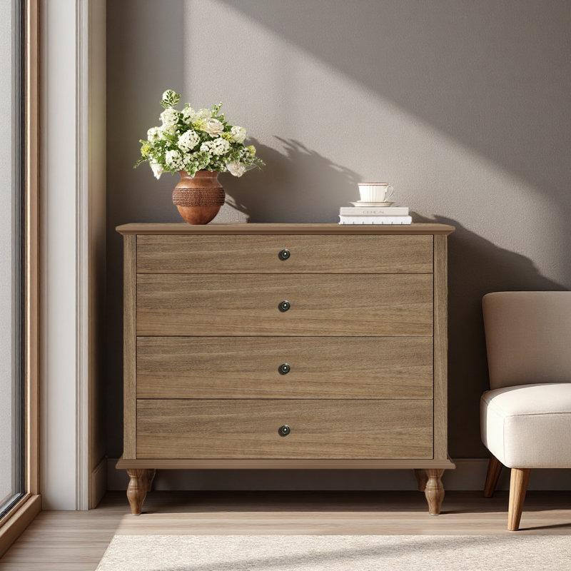 Grande commode à 4 tiroirs avec pied en bois massif, commode avec poignées de tiroir en métal brossé et design antique pour la chambre à coucher