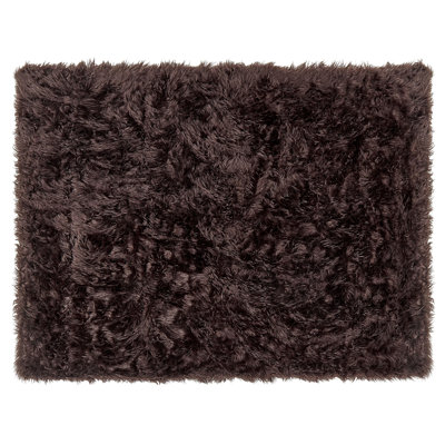Aiso Throw Blanket