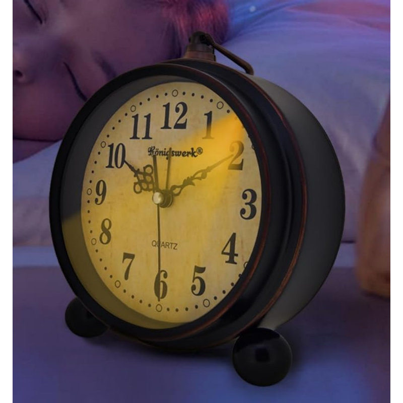 Réveille-matin analogique rétro, petite horloge de bureau silencieuse de 5,25 pouces avec veilleuse, à piles pour la table, la chambre à coucher, le chevet, le salon, la décoration de chambre (classique)