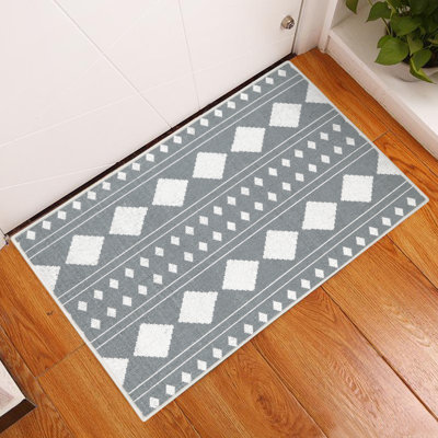 Matthes Non-Slip Geometric Indoor Doormat
