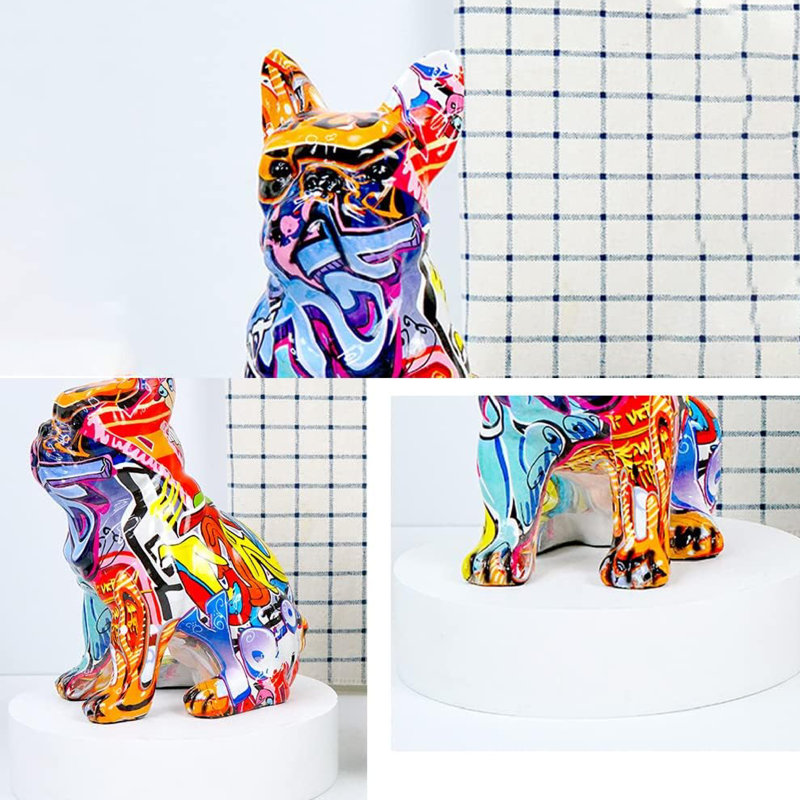 Figurines & Sculptures
