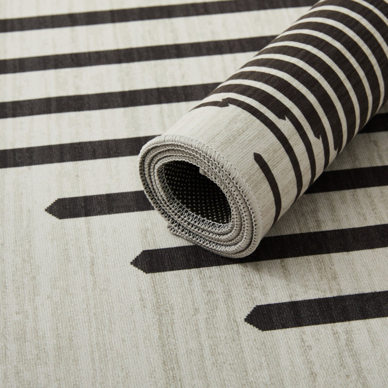 Brialle Machine Tufted Indoor / Outdoor Area Rug, Rectangle 200 x 290cm