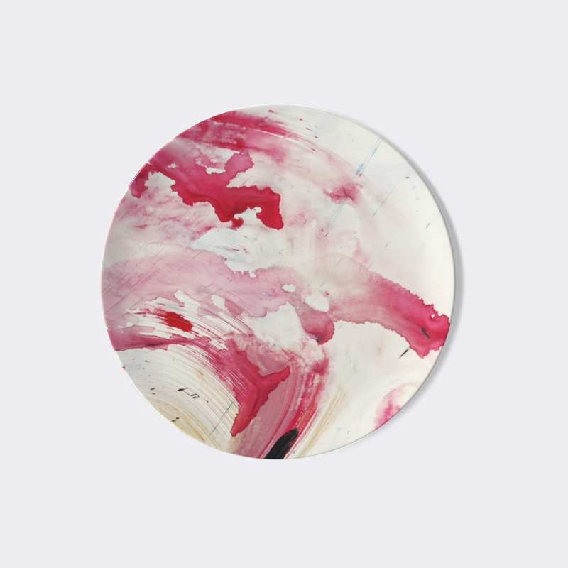 Assiette en porcelaine fine n ° 7 Halo "Love Liberates" par Fanyu Lin