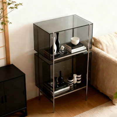 Acrylique gris + vitrines en acier inoxydable