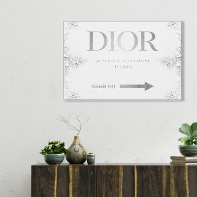 «Fashion and Glam Haute Collection Road Sign Classic Road Signs», impression sur toile