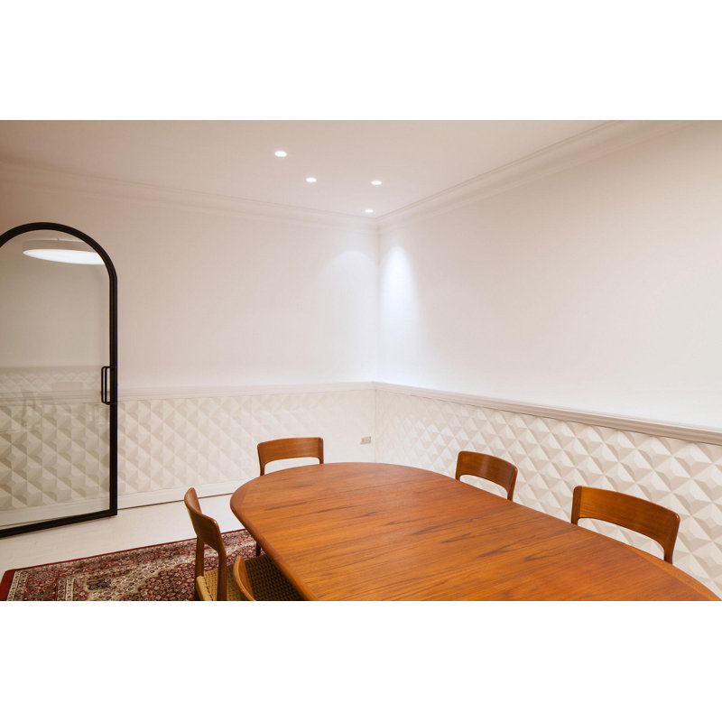 Moulure en panneau de polystyrène blanc apprêté de 1-1 / 4 po x l 4-11 / 16 po x L 7 pi 6 po