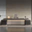 Bureau de direction moderne en forme de L gris foncé et beige clair avec armoires de rangement et multiprise intégrée, bureau de PDG de qualité supérieure-2090954219-2090954218