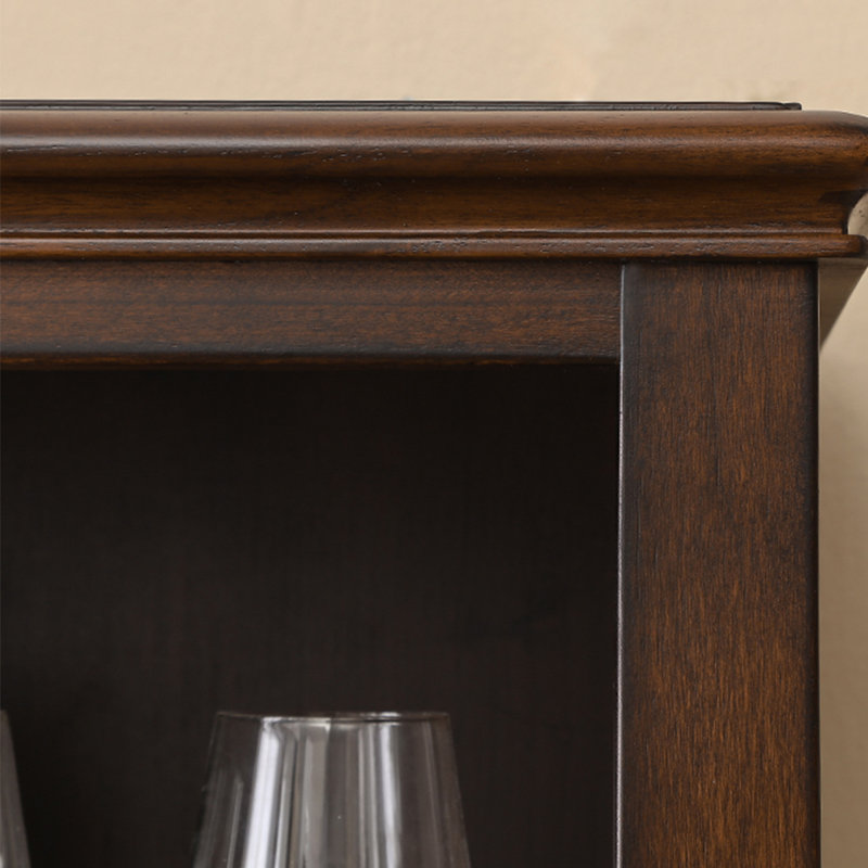 Armoire décorative exquise avec grand espace de rangement