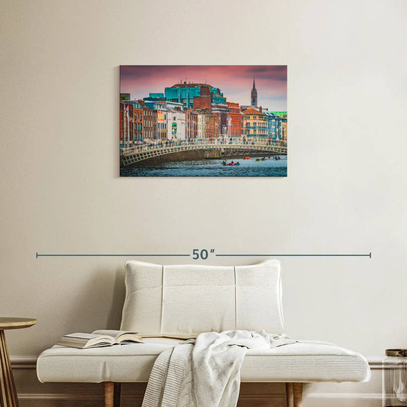 Ravi Dublin City, 20" H x 30" W