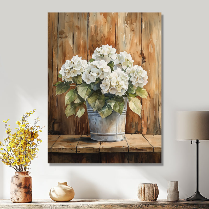 Hydrangeas on the Barn Table I - Hydrangea, impression murale sur métal, H 20 po x l 12 po
