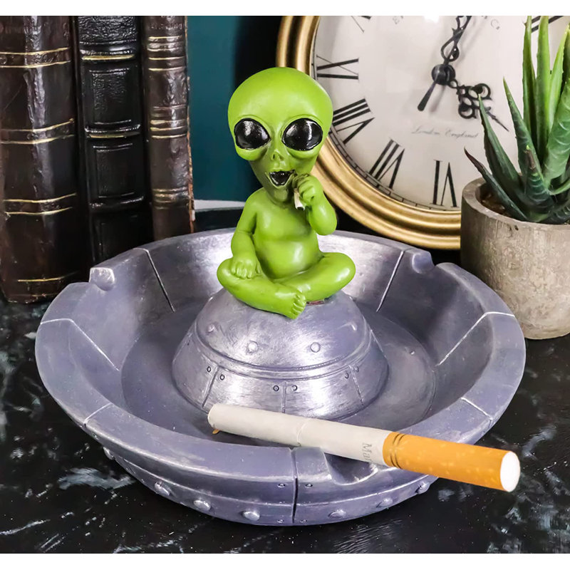 The Holiday Aisle® Generoso Ashtray