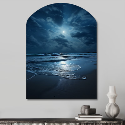 Beach Photo Serene Moonlight I - Sculpture murale asymétrique en forme d'arche de plage
