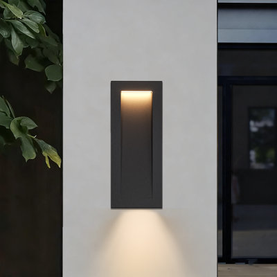 15''H Dimmable LED Black Aluminum Outdoor Wall Light