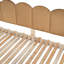 Lit allongé en bois-215557572