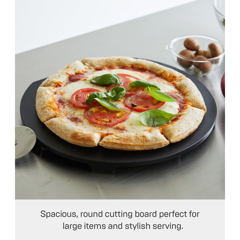 Black Round Magnetic Polypropylene Cutting Board, 11.81"