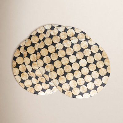Saro Talaria Capiz Placemat