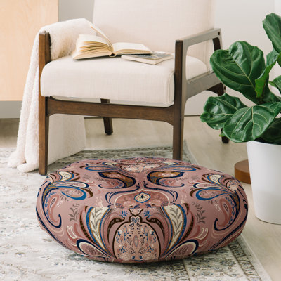 Coussin de plancher damasks pimlada phuapradit paisleys